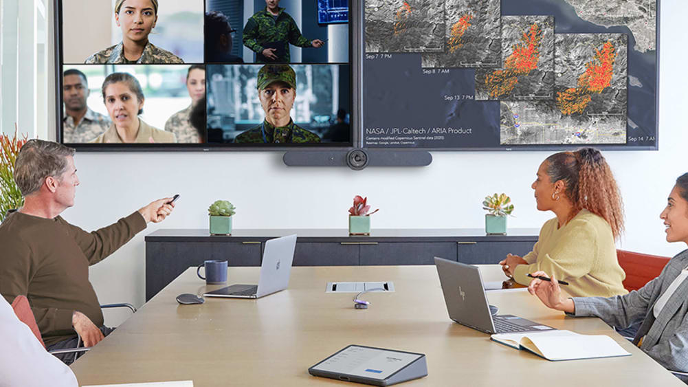 video conferencing meeting with onsite and offsite team